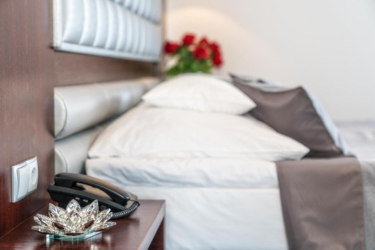 Sadelski Dwor Medical & Spa Мужасихле Экстерьер фото