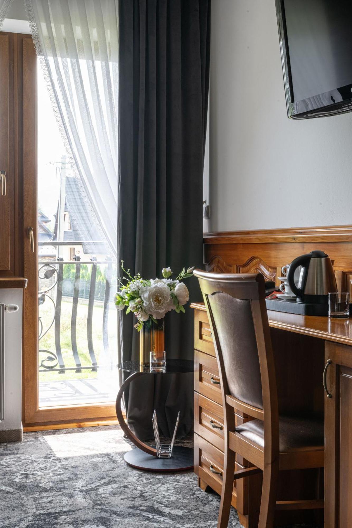 Sadelski Dwor Medical & Spa Мужасихле Экстерьер фото