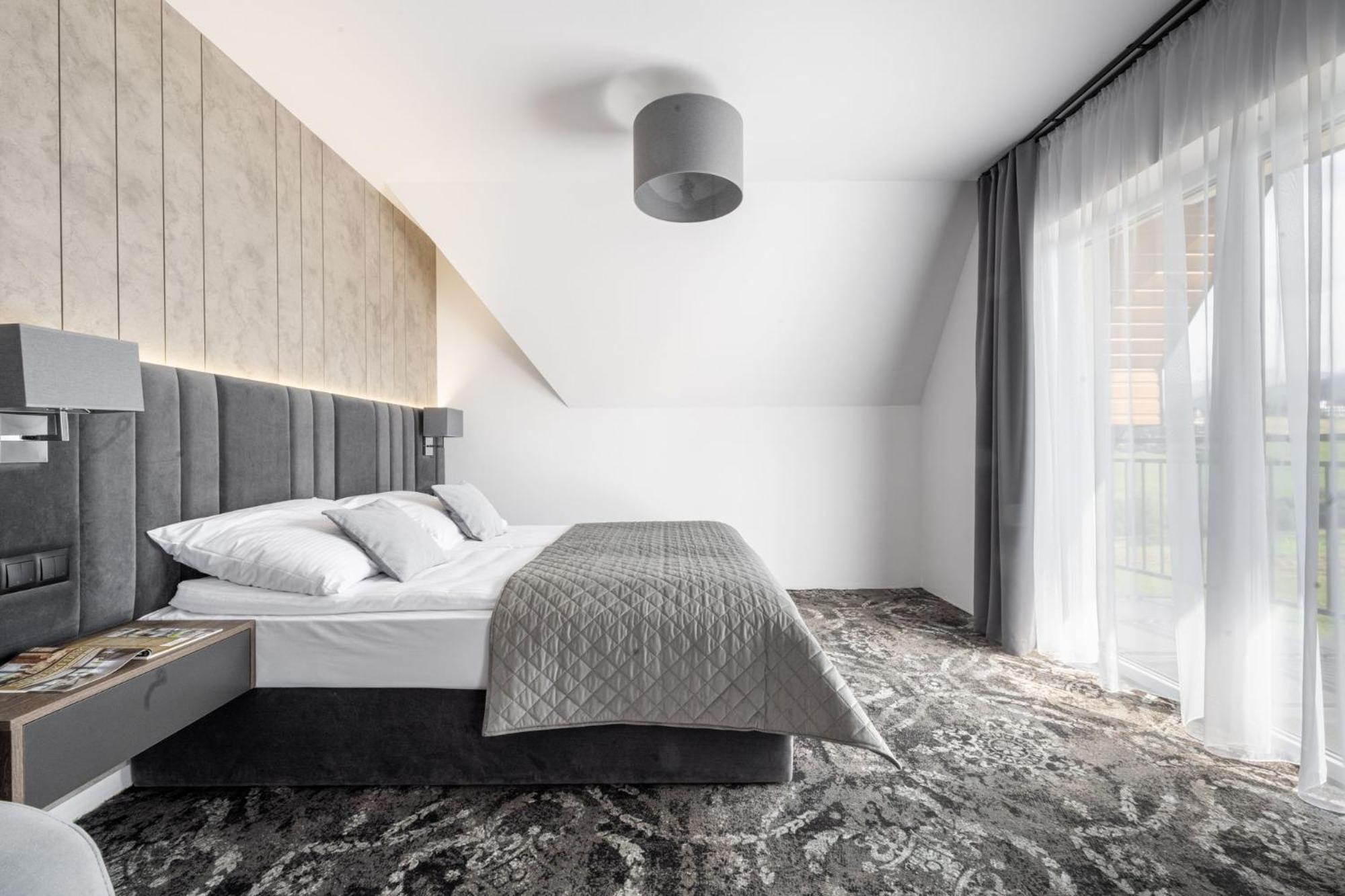 Sadelski Dwor Medical & Spa Мужасихле Экстерьер фото