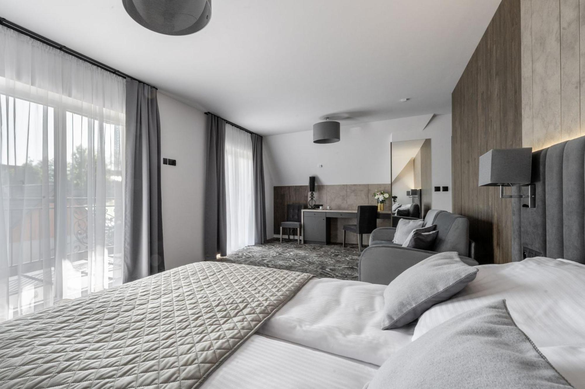 Sadelski Dwor Medical & Spa Мужасихле Экстерьер фото
